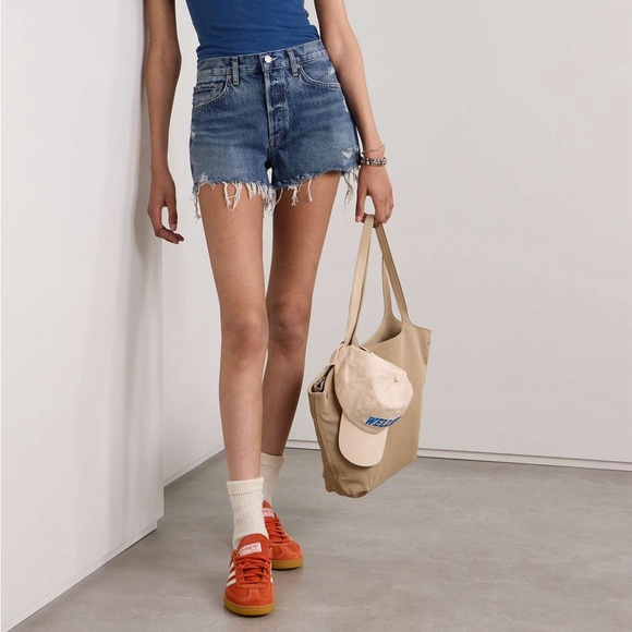 AGOLDE Parker Vintage Cut Off Short in Medium Wash Size 28. - Picture 1 of 12